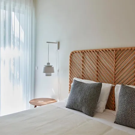 Βίλα Luxury Retreat With Pool & Views *