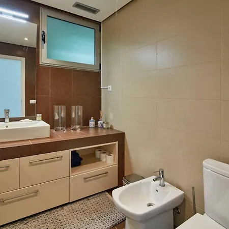 Luxury Retreat With Pool & Views * São Roque