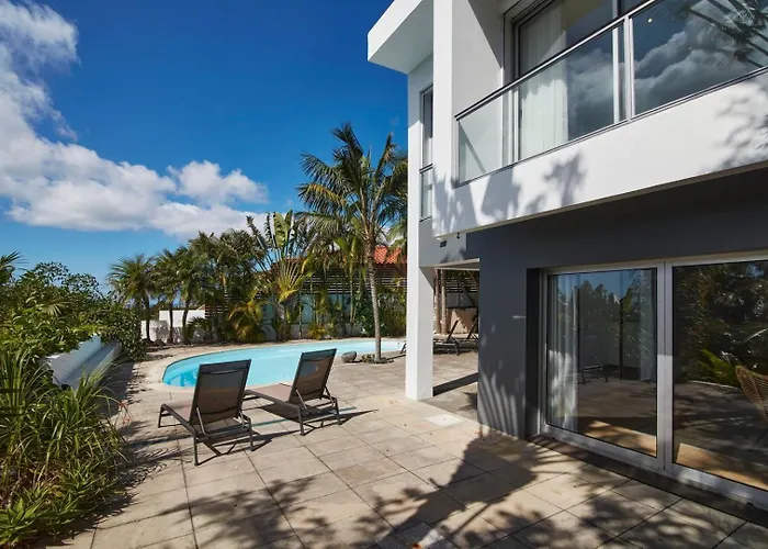 Villa Luxury Retreat With Pool & Views Sao Roque (Sao Miguel)