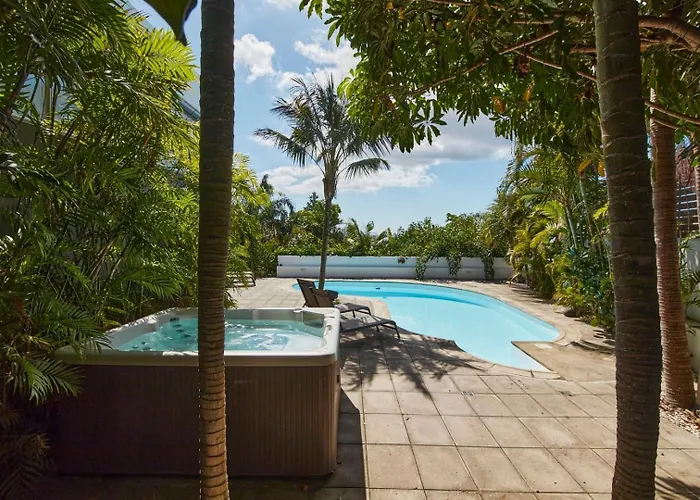 Luxury Retreat With Pool & Views Sao Roque (Sao Miguel)