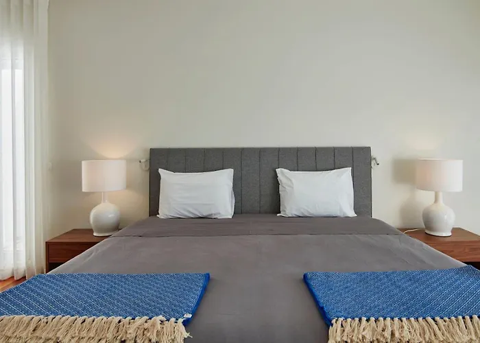 Luxury Retreat With Pool & Views Villa *