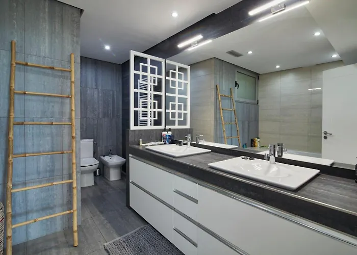 Villa Luxury Retreat With Pool & Views Sao Roque (Sao Miguel)